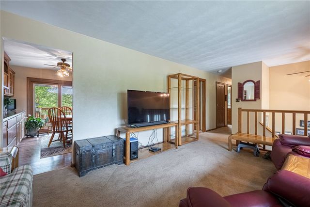 1353 S Elm Street, West Carrollton, OH 45449