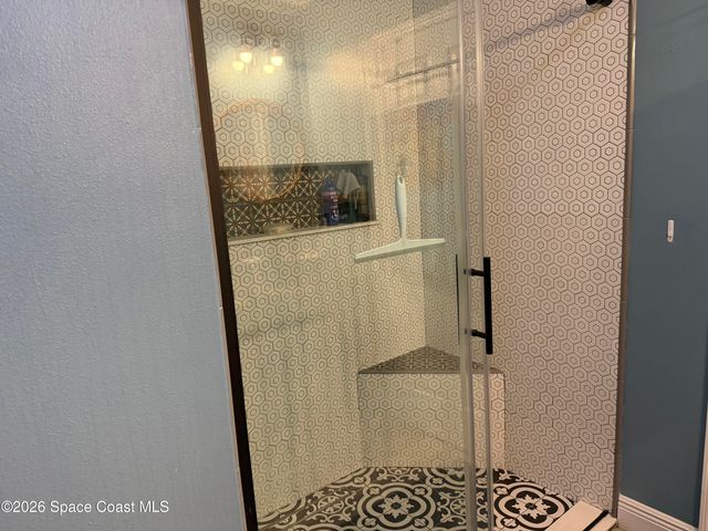 1060 Mina Avenue NE, Palm Bay, FL 32907