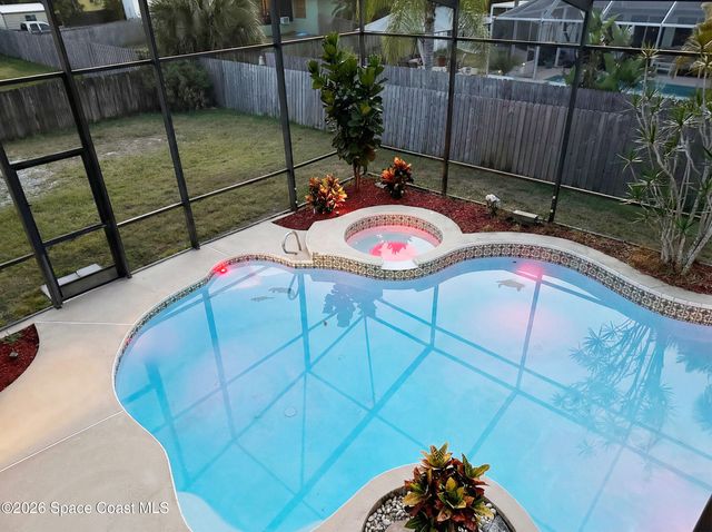 1060 Mina Avenue NE, Palm Bay, FL 32907