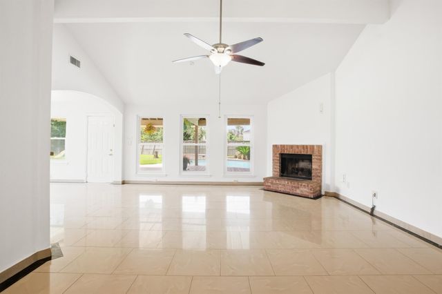 8938 Paladora Park Lane, Houston, TX 77083