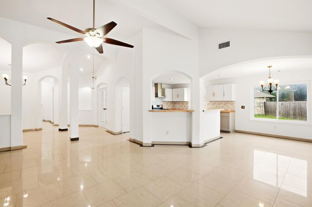 8938 Paladora Park Lane, Houston, TX 77083