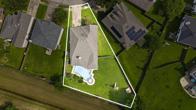 8938 Paladora Park Lane, Houston, TX 77083
