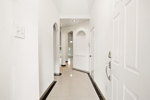 8938 Paladora Park Lane, Houston, TX 77083