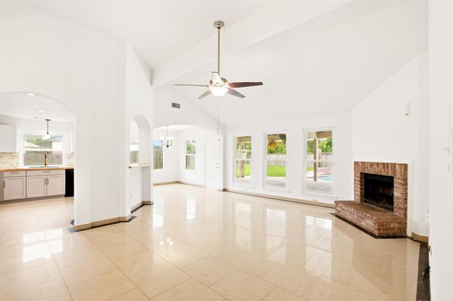 8938 Paladora Park Lane, Houston, TX 77083