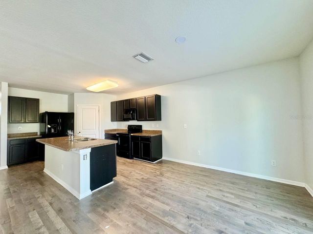 35743 HILLBROOK AVENUE, Zephyrhills, FL 33541