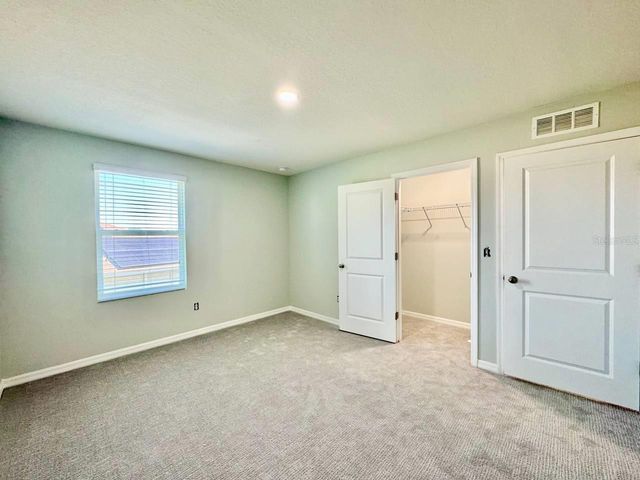 35743 HILLBROOK AVENUE, Zephyrhills, FL 33541