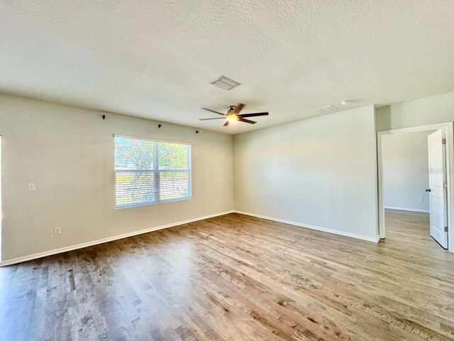 35743 HILLBROOK AVENUE, Zephyrhills, FL 33541