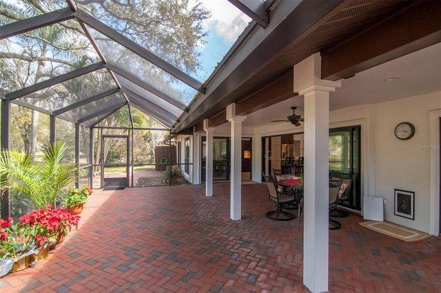 2240 TONIWOOD LANE, Palm Harbor, FL 34685