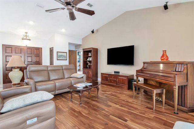 2240 TONIWOOD LANE, Palm Harbor, FL 34685