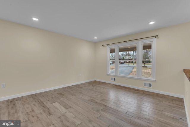 151 LONG POINT CT, Pasadena, MD 21122