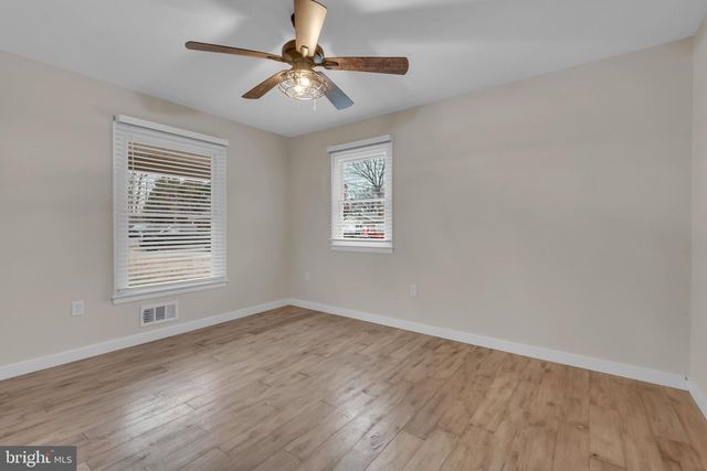 151 LONG POINT CT, Pasadena, MD 21122