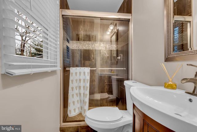 151 LONG POINT CT, Pasadena, MD 21122