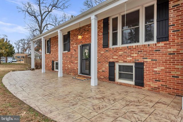 151 LONG POINT CT, Pasadena, MD 21122