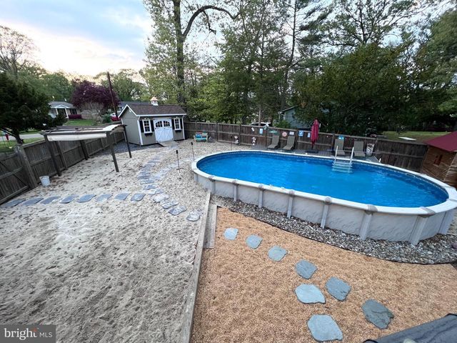 151 LONG POINT CT, Pasadena, MD 21122