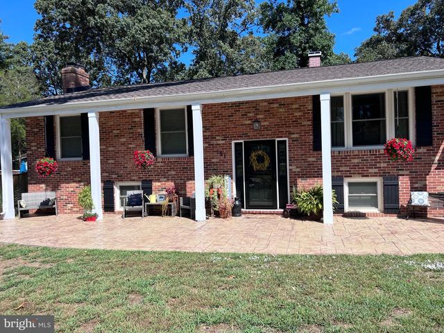 151 LONG POINT CT, Pasadena, MD 21122