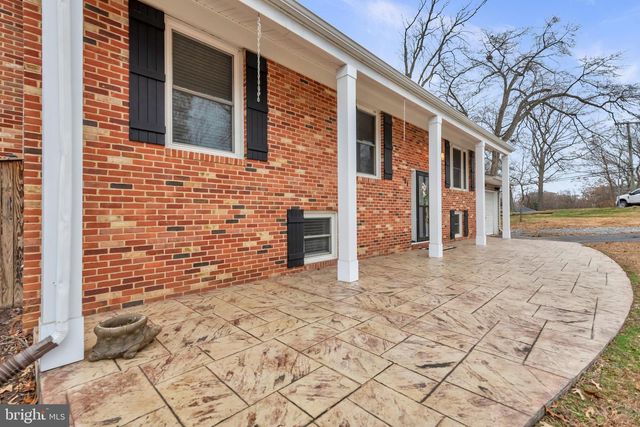 151 LONG POINT CT, Pasadena, MD 21122