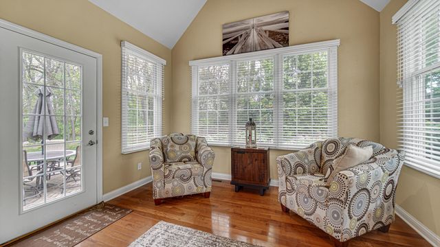 239 Edgewood Drive, Valparaiso, IN 46385