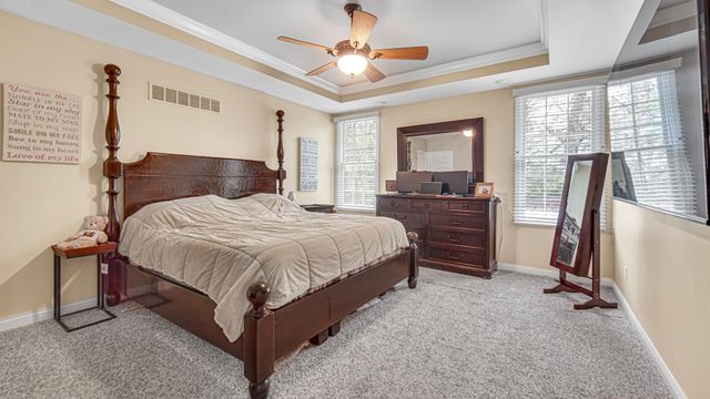 239 Edgewood Drive, Valparaiso, IN 46385
