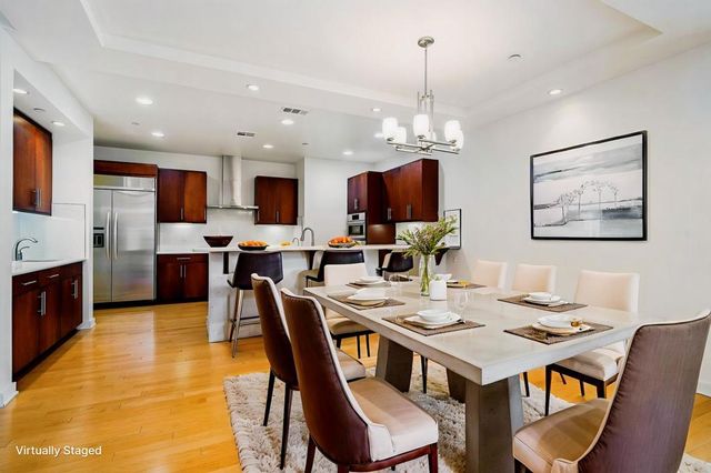 941 Oceo Circle S, Palm Springs, CA 92264