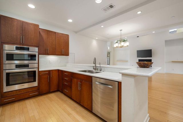 941 Oceo Circle S, Palm Springs, CA 92264