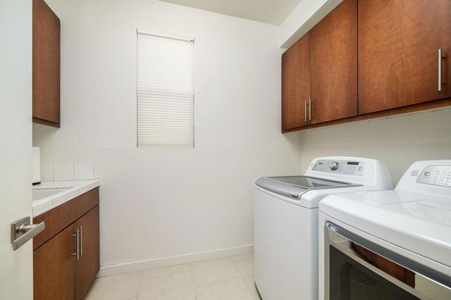 941 Oceo Circle S, Palm Springs, CA 92264