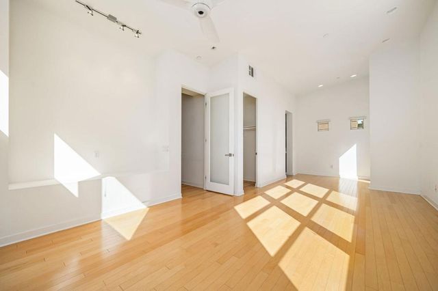 941 Oceo Circle S, Palm Springs, CA 92264