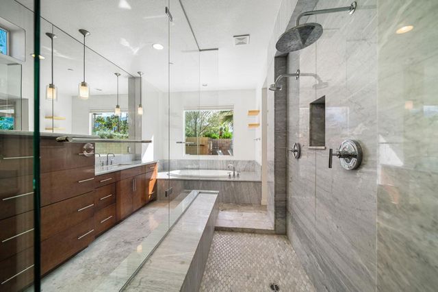 941 Oceo Circle S, Palm Springs, CA 92264