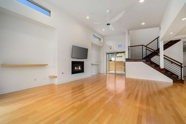 941 Oceo Circle S, Palm Springs, CA 92264