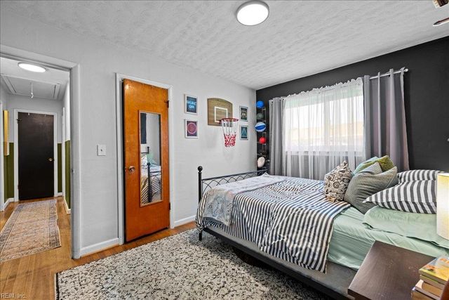 2478 Stribling LN, Norfolk, VA 23518