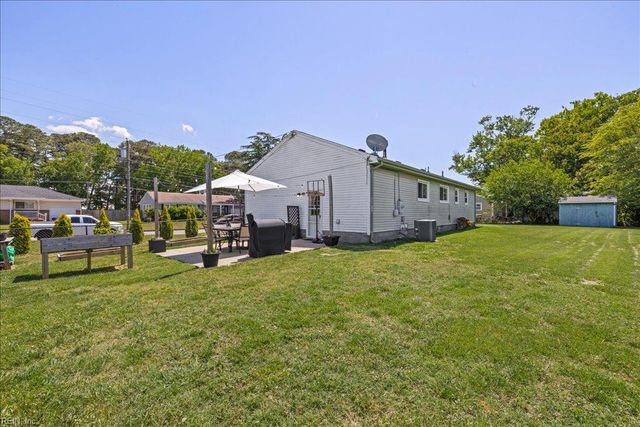 2478 Stribling LN, Norfolk, VA 23518