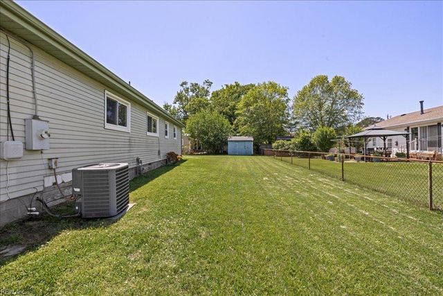 2478 Stribling LN, Norfolk, VA 23518