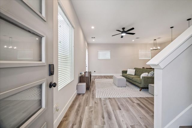 1193 W Tidwell Road, Houston, TX 77091