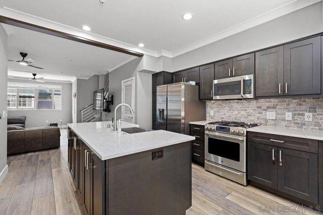 687 S Coast Highway 101 211, Encinitas, CA 92024