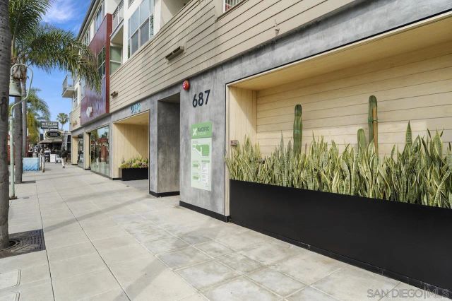 687 S Coast Highway 101 211, Encinitas, CA 92024