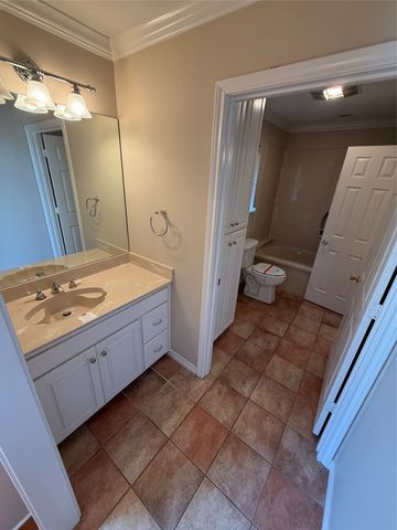 3814 Lamb Drive, Tyler, TX 75709