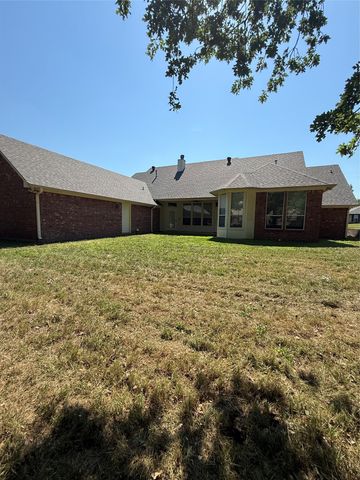 3814 Lamb Drive, Tyler, TX 75709