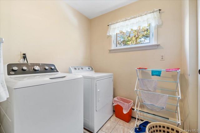 2187 Loines Avenue, Merrick, NY 11566