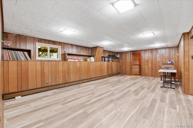 2187 Loines Avenue, Merrick, NY 11566