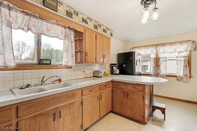500 Cynthia Drive, Campbell, OH 44405