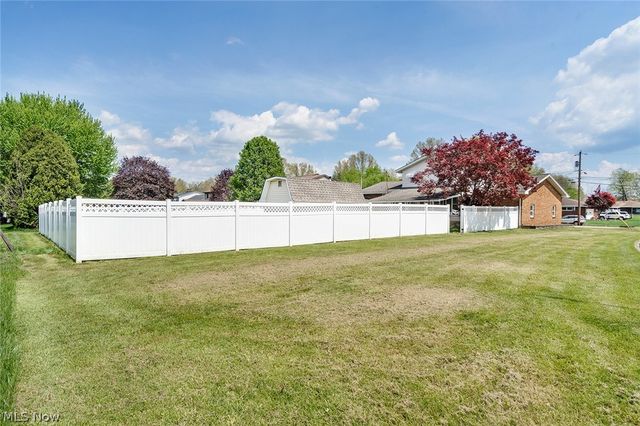 500 Cynthia Drive, Campbell, OH 44405