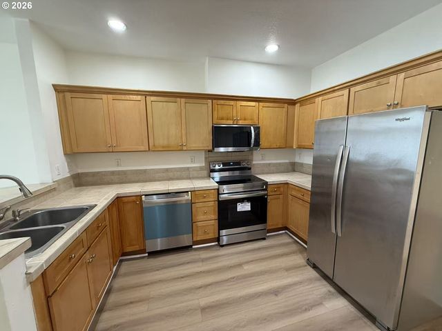 20942 Nw NOELLE Way, Hillsboro, OR 97006