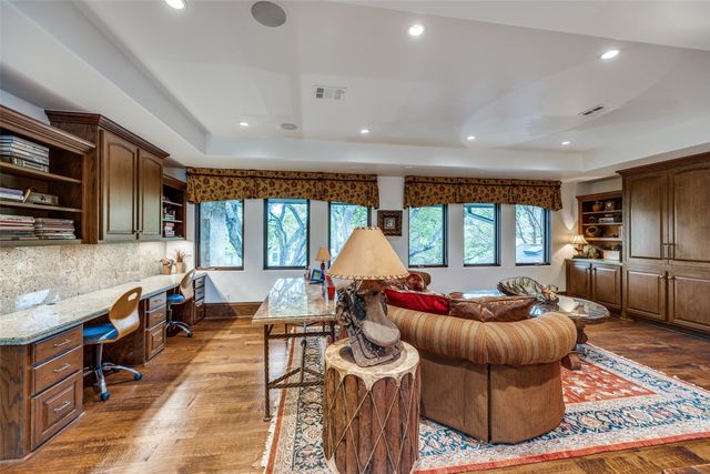 6812 Midcrest Drive, Dallas, TX 75254