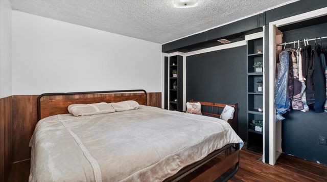 10203 E Chinook Ln, Chattaroy, WA 99003