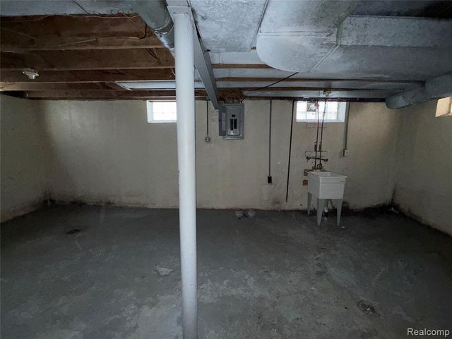 14119 Edmore Drive, Detroit, MI 48205