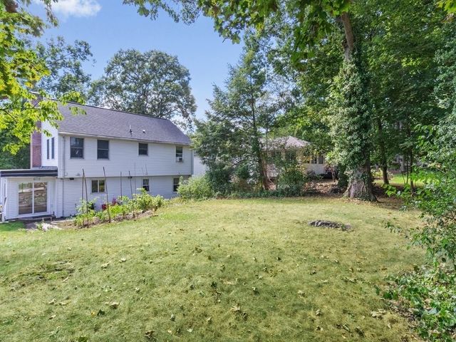 81 Wetherbee Road, Waltham, MA 02453