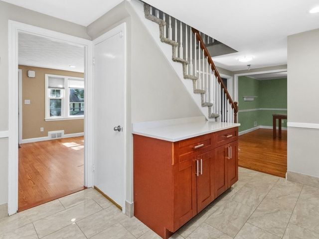 81 Wetherbee Road, Waltham, MA 02453