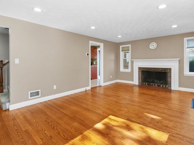 81 Wetherbee Road, Waltham, MA 02453