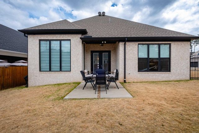 807 Wildcreek Circle, Little Rock, AR 72223