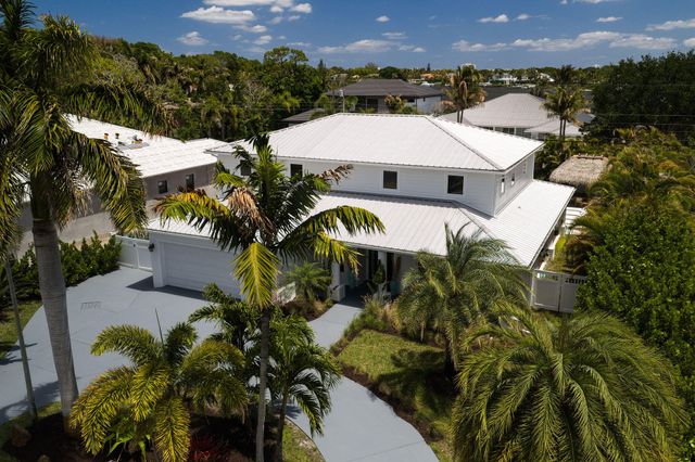 19298 Gulfstream Drive, Jupiter, FL 33469