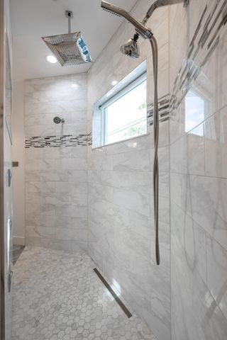19298 Gulfstream Drive, Jupiter, FL 33469
